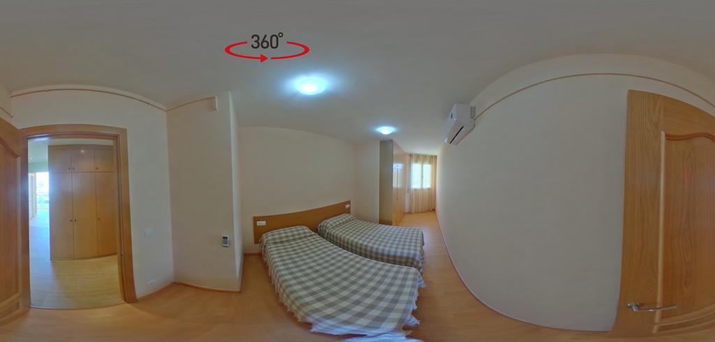 Apart. A-Dorada Miami Playa Apartment Cameră foto